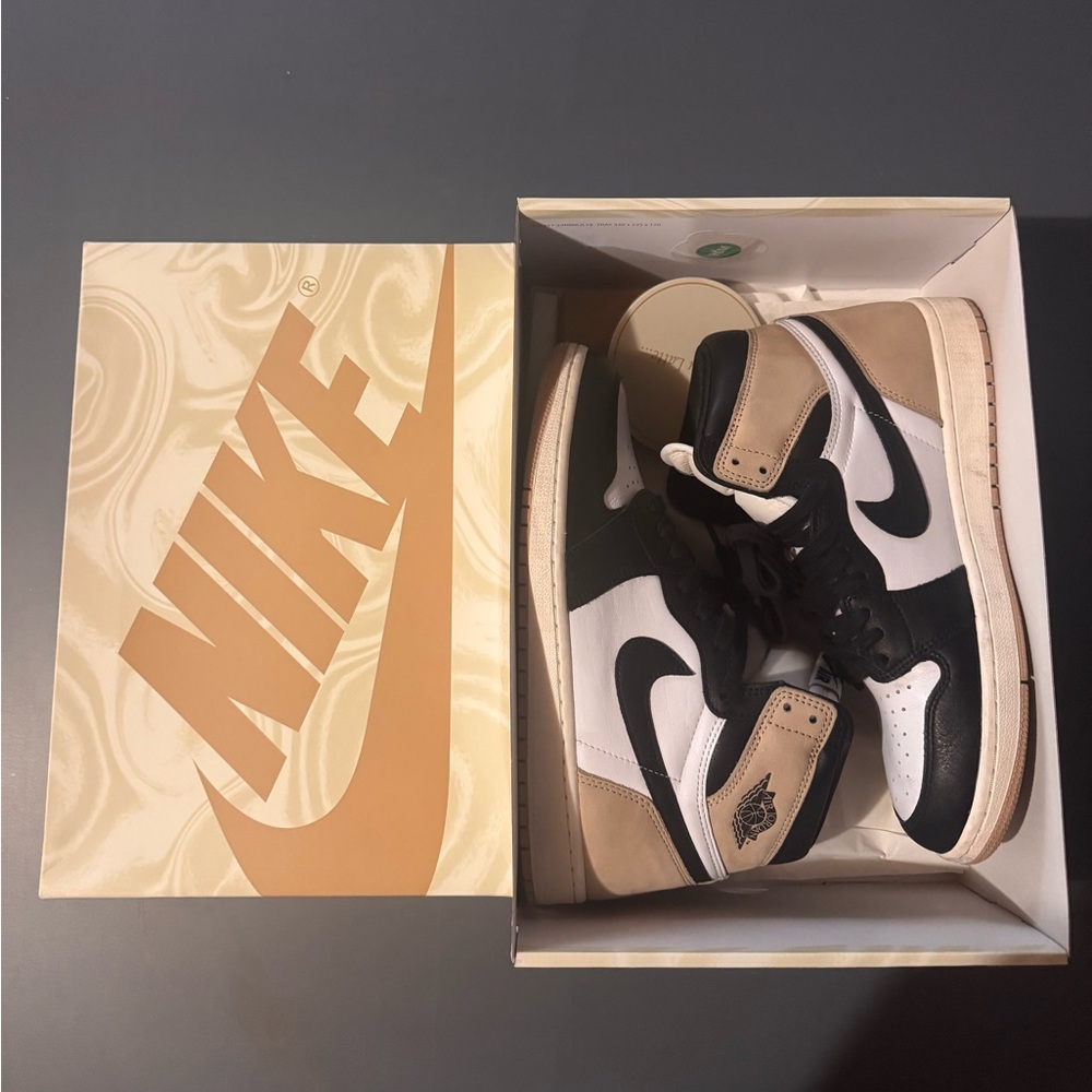 Jordan 1 Latte